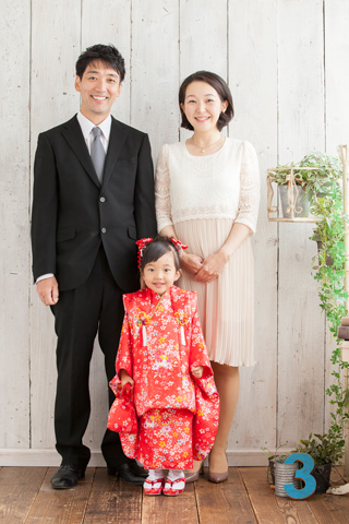 七五三 家族写真 Harukaちゃん 子供写真館なら三軒茶屋のエンスタジオ 自然な雰囲気をおしゃれに記録
